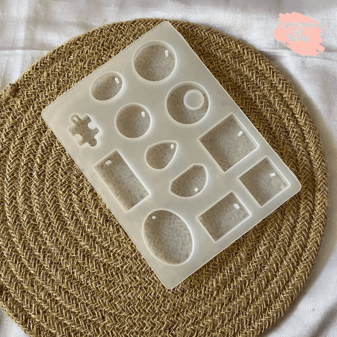Keychain/ Ear ring mould