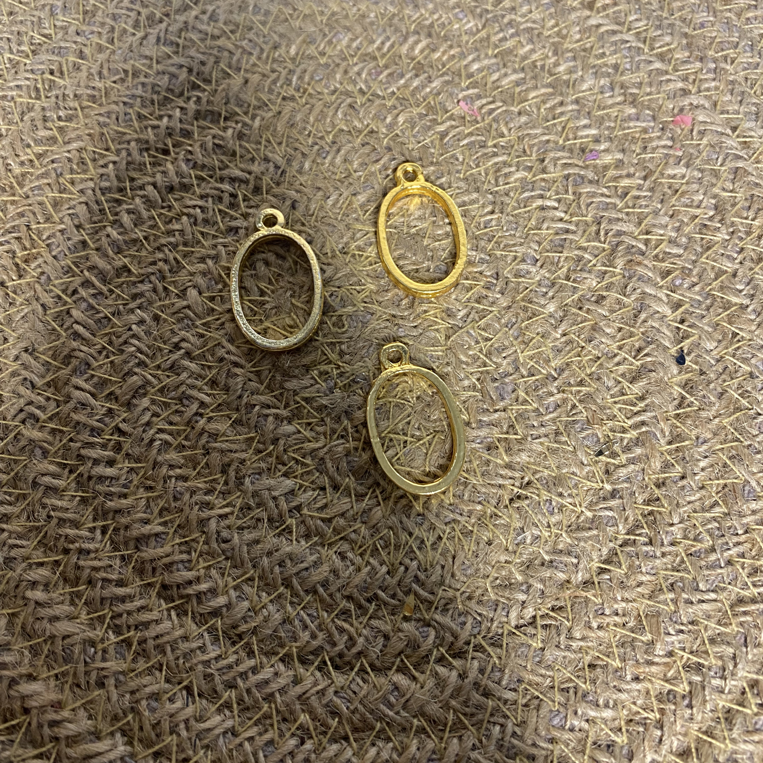 Mini Oval Bezel