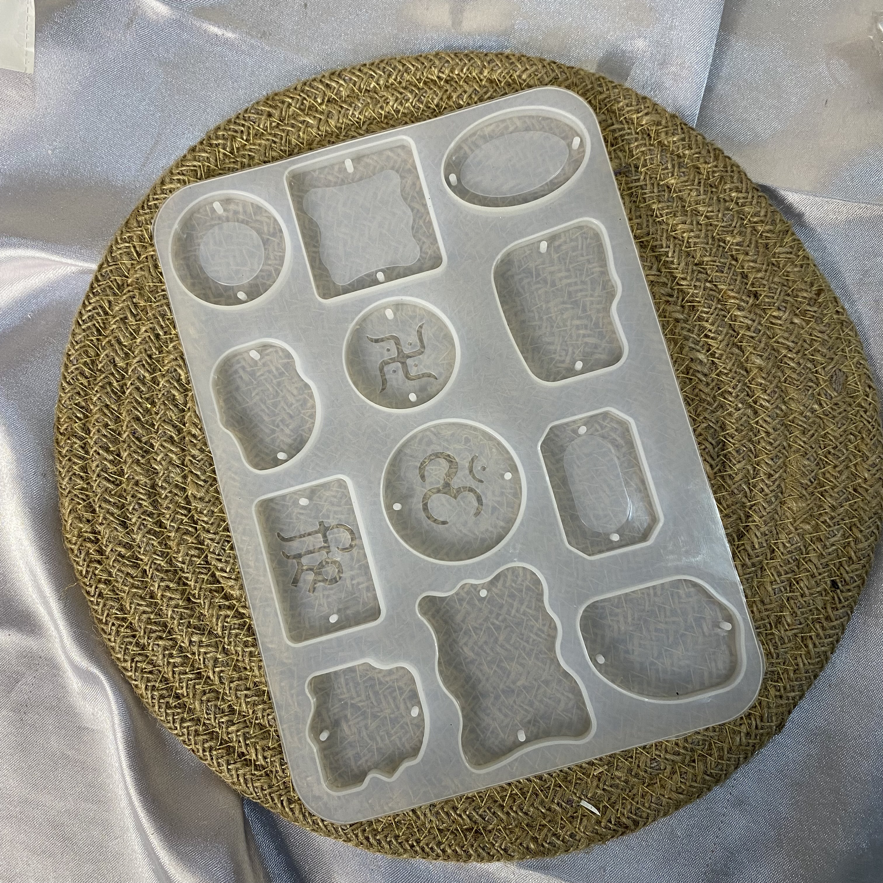 Rakhi Mould (B)